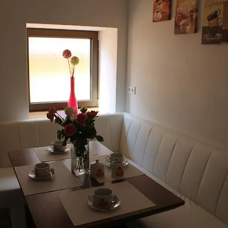 Post For Youth, Students And Pilgrims Albergue *