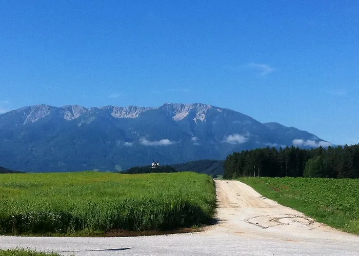 Hostel Post For Youth, Students And Pilgrims *