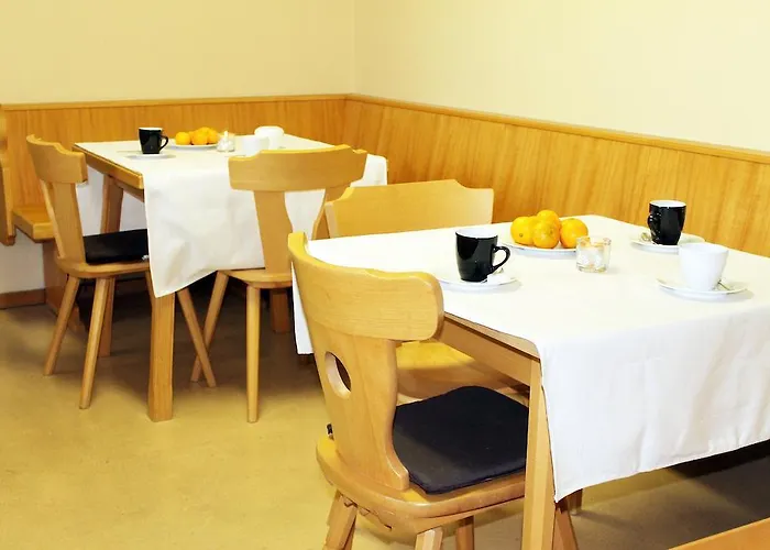 Hostel Post For Youth, Students And Pilgrims