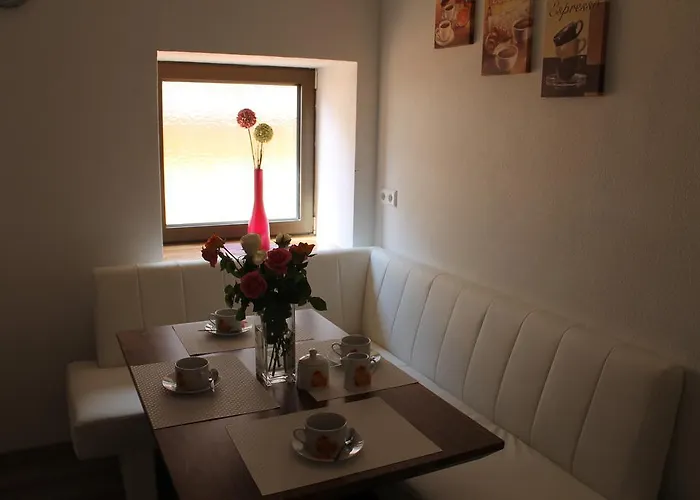 Post For Youth, Students And Pilgrims Hostal *