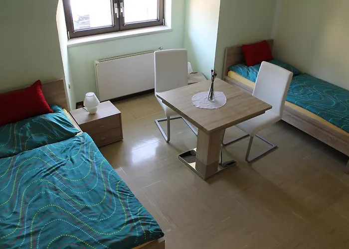 Post For Youth, Students And Pilgrims Hostal