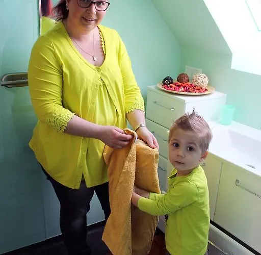 Hostel Post For Youth, Students And Pilgrims